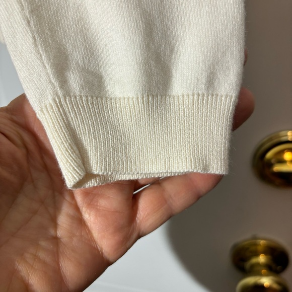 Talbots Ivory Lightweight Knit Turtleneck, Size Medium - Picture 6 of 9